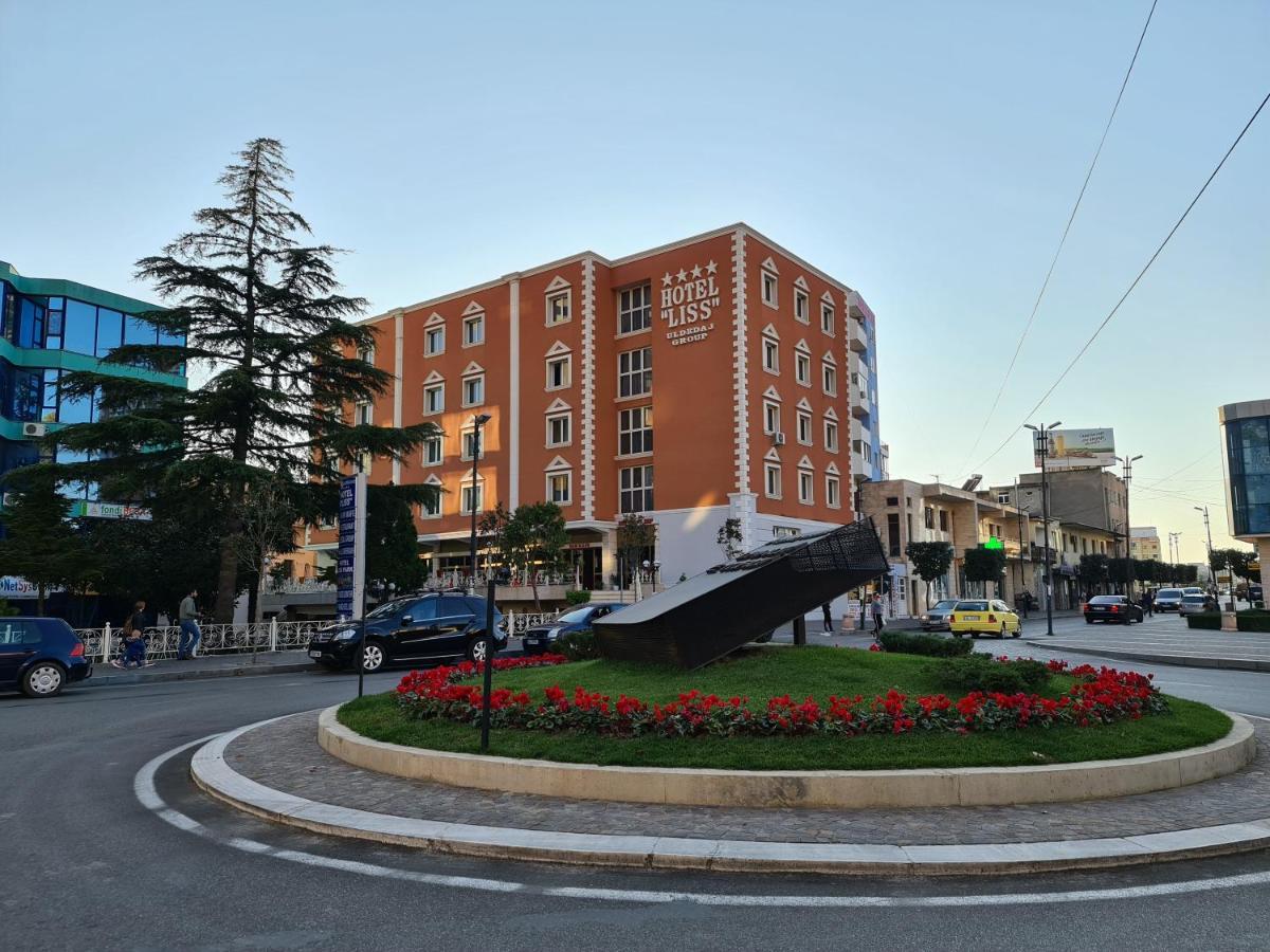 Hotel Liss Lezhë Exteriör bild